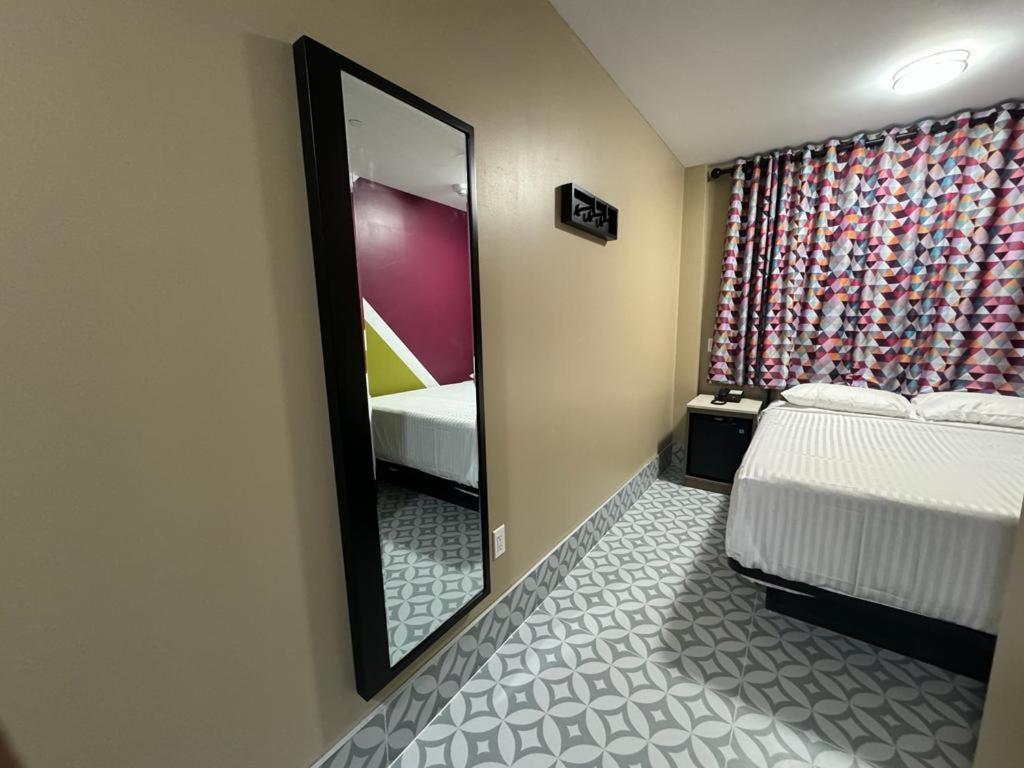 Moon Hotel Brooklyn New York Buitenkant foto